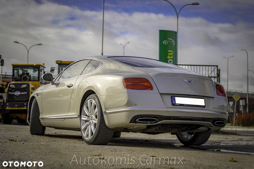 Bentley Continental GT - 11