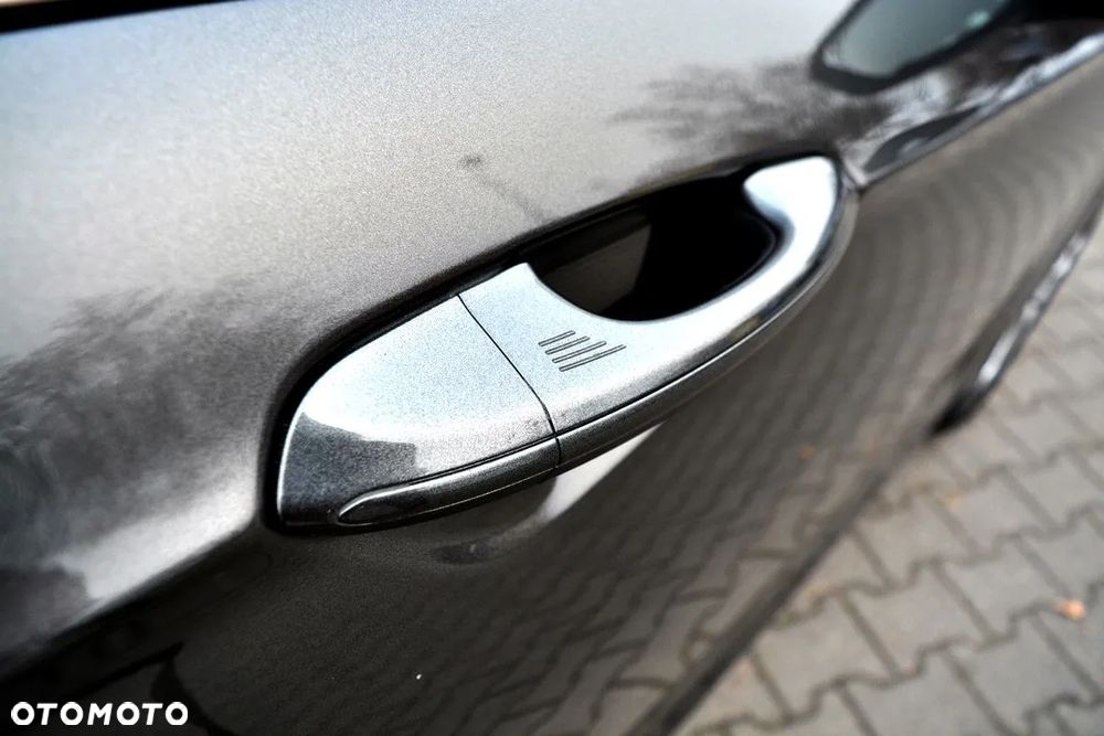 Ford Mondeo 2.0 TDCi Titanium - 13