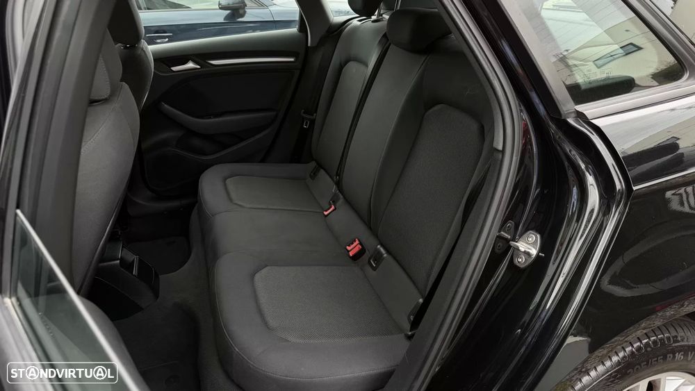 Audi A3 Sportback 2.0 TDI Design - 9