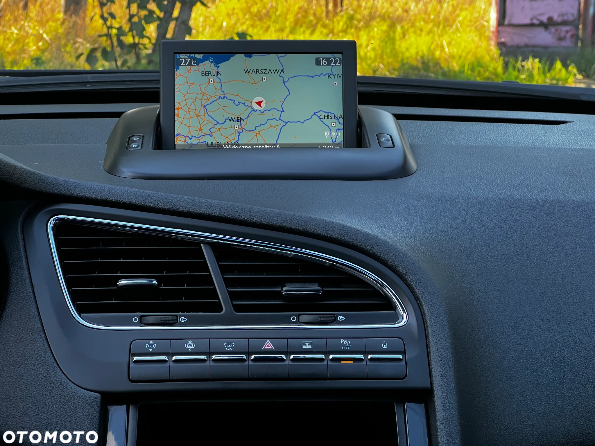 Peugeot 5008 - 16