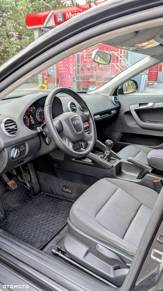 Audi A3 Sportback - 13