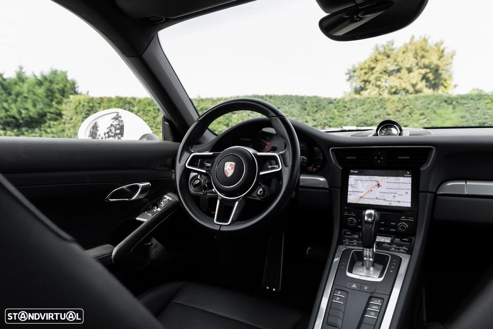 Porsche 911 (991) Carrera 4 S PDK - 39