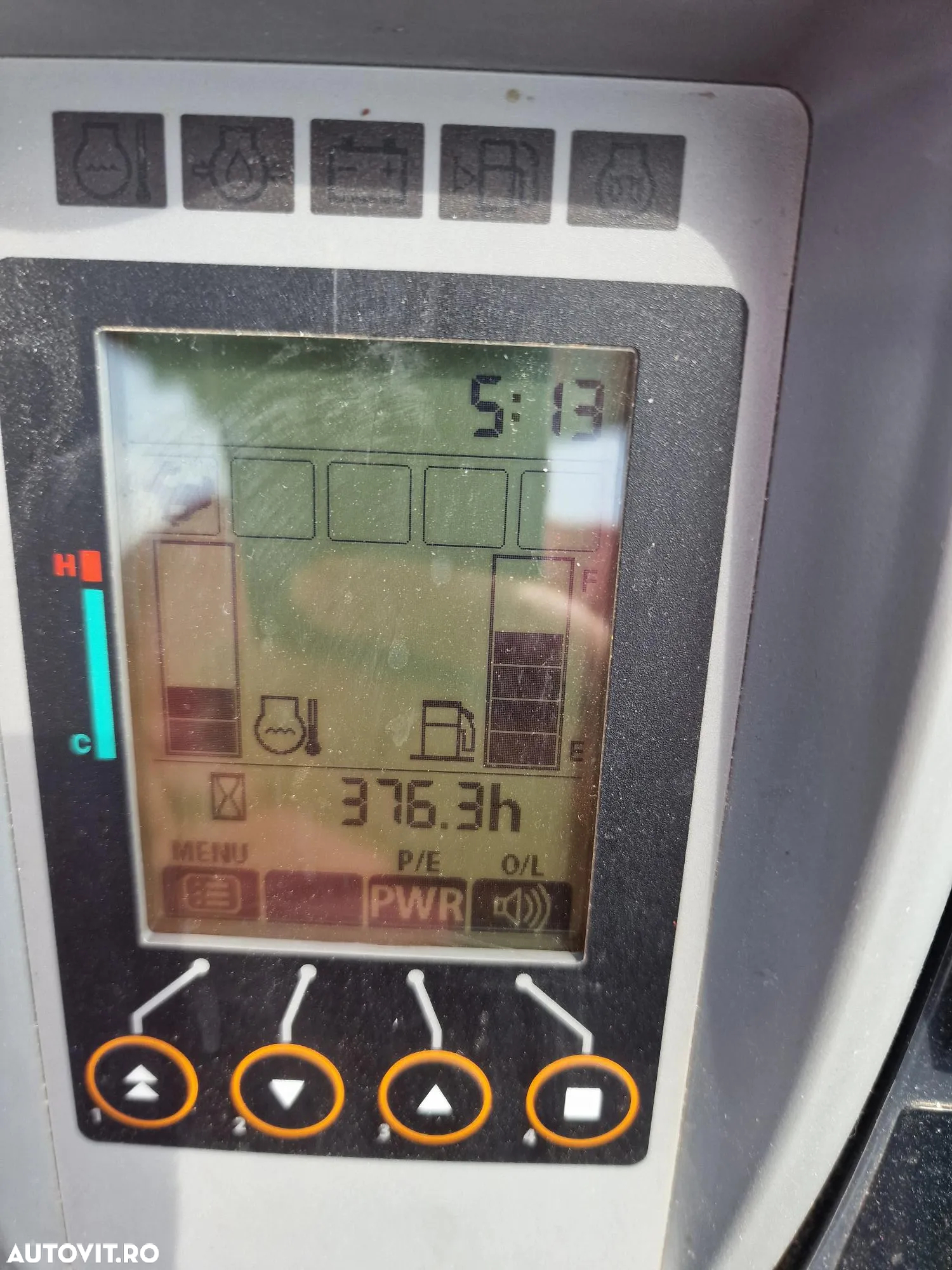 Hitachi ZX55, 5,5 tone, Cupa excavare+cupa taluz, inst picon, AC, Senile 90% ok, Computer de bord in limba romana, CA NOU, posibilitate leasing 4 ani-PROMOTIE 57900 EUR+Tva - 3