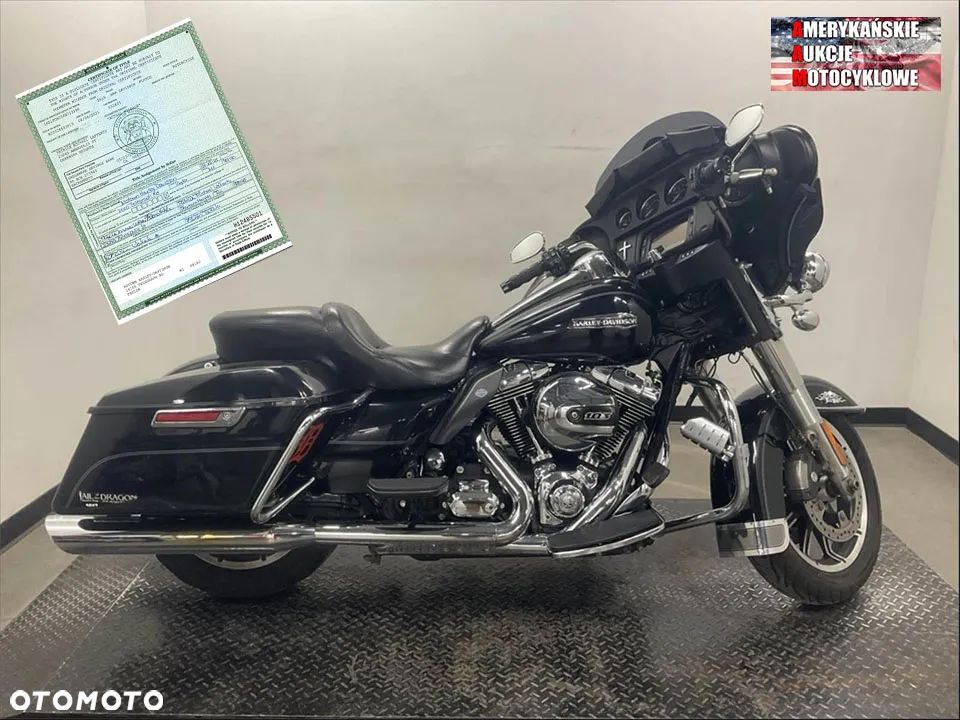 Harley-Davidson FLHTCU Ultra - 2