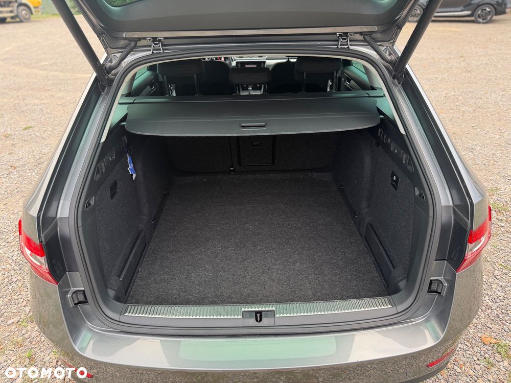 Skoda Superb 1.5 TSI mHEV Selection DSG - 22