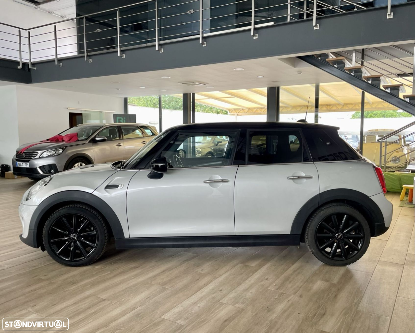 MINI 5 Portas Cooper D - 5