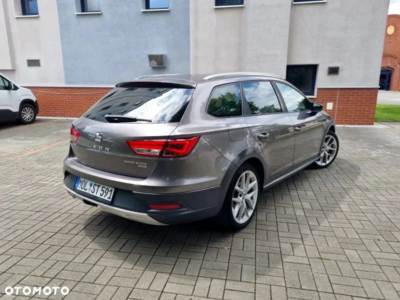 Seat Leon 2.0 TDI X-Perience S&S 4Drive - 3