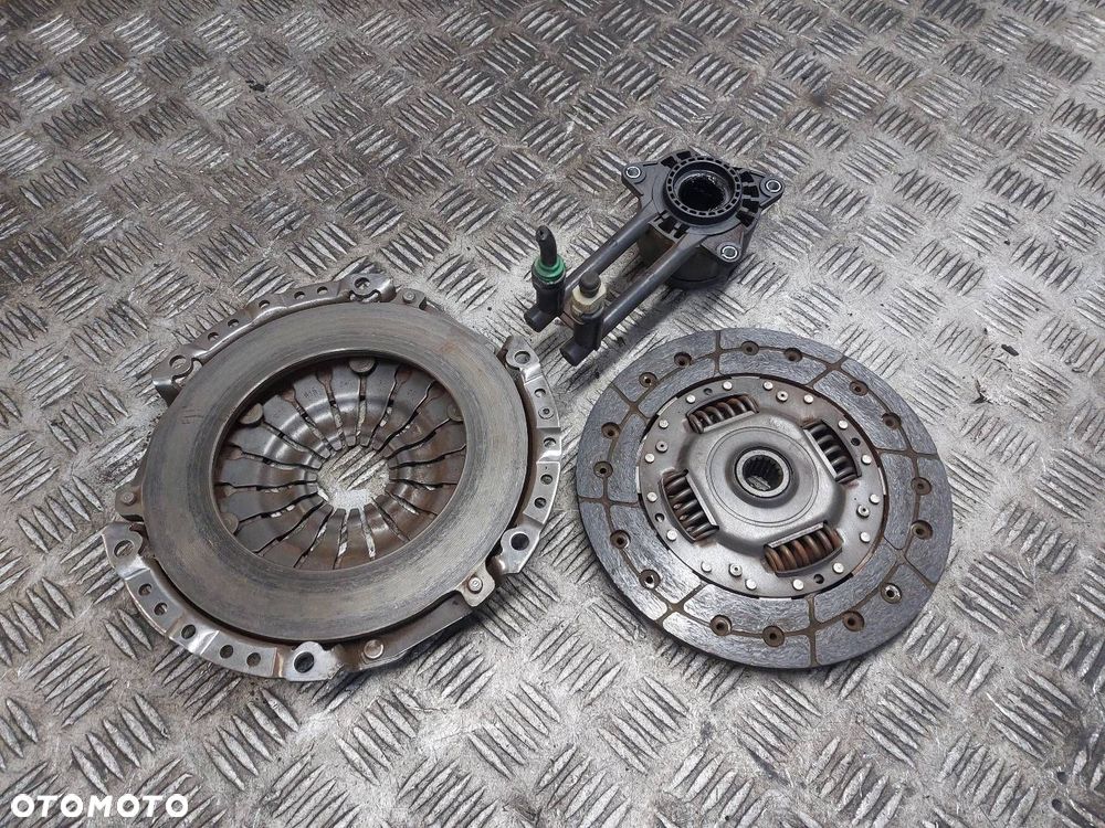 SPRZĘGŁO TARCZA + DOCISK + ŁOŻYSKO OPOROWE FIESTA MK6 MK7 08-17 1.25 16V - 5