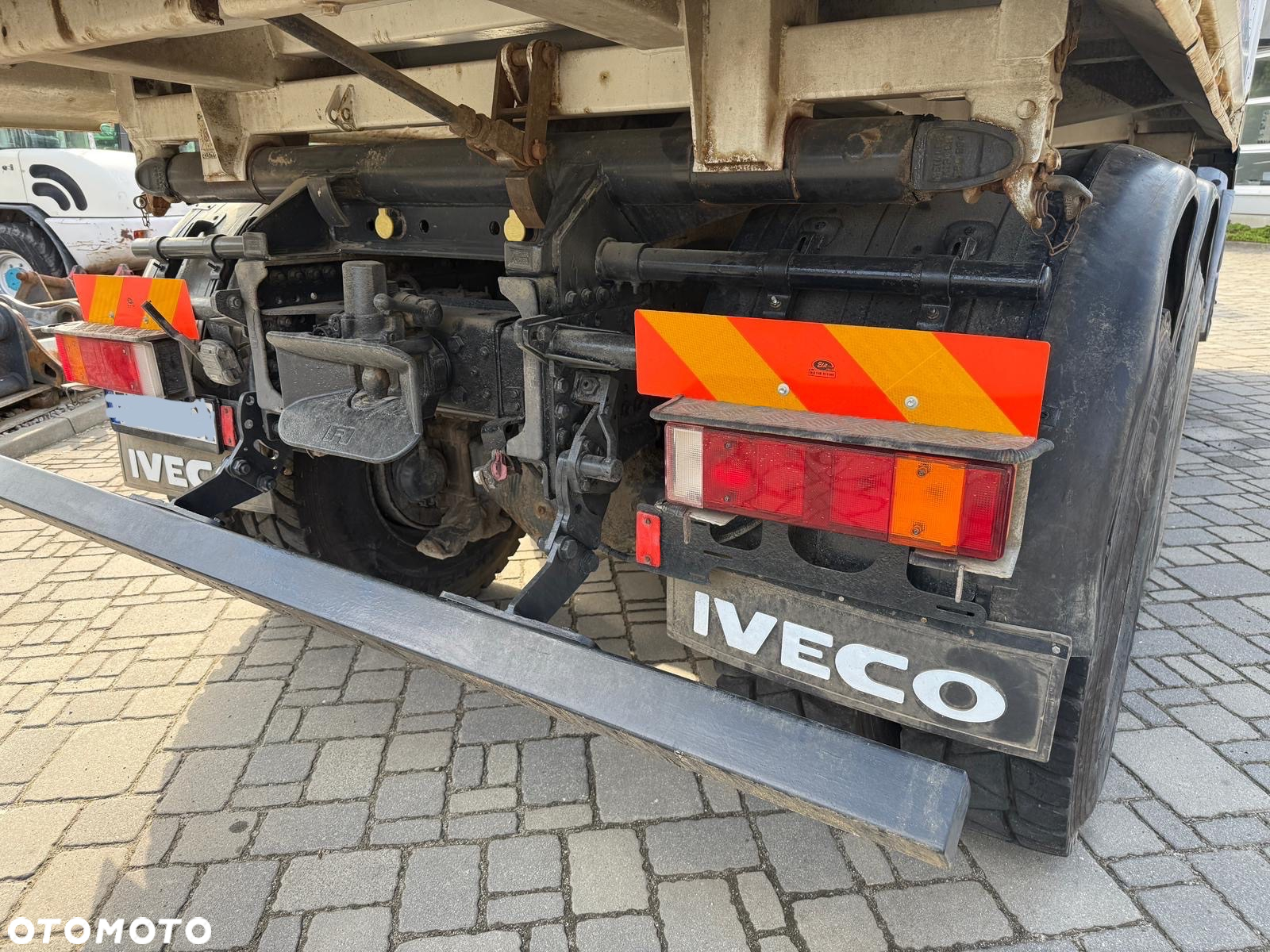 Iveco 450 TRACKER - 8