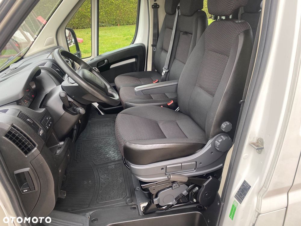 Peugeot Boxer/Ducato Maxi Doka 7osób - 11