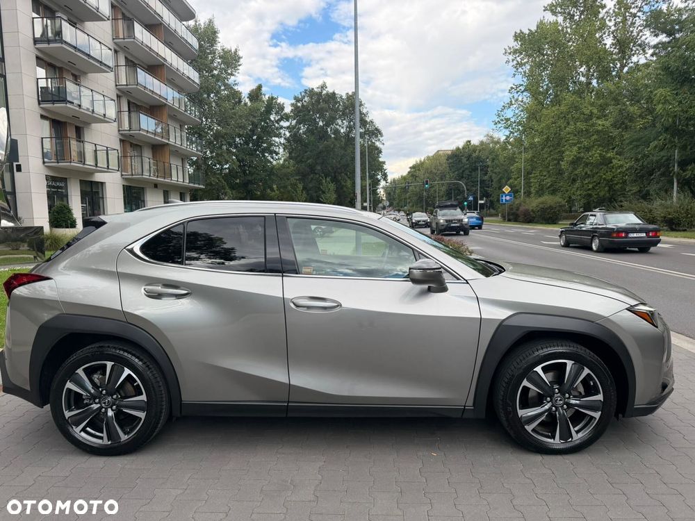 Lexus UX 250h Prestige AWD - 7