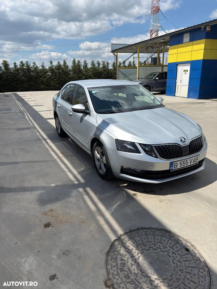 Skoda Octavia 1.6 TDI DSG Style - 5