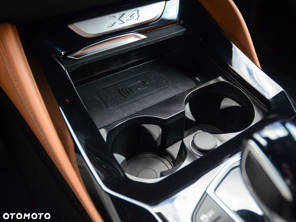 BMW X4 - 29