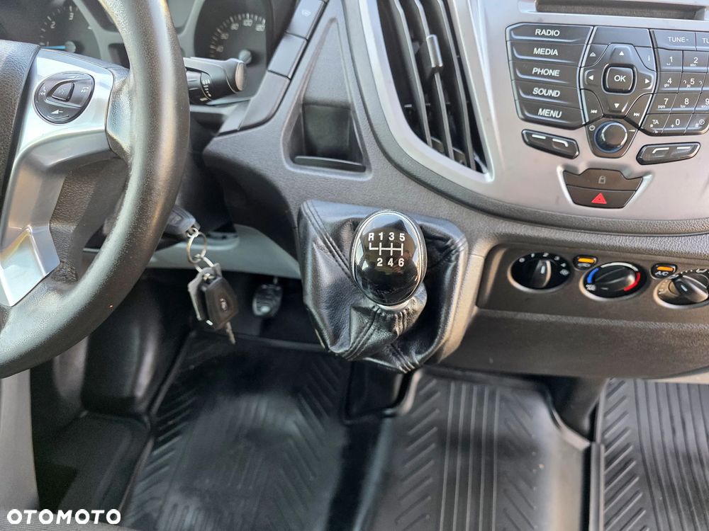 Ford TRANSIT 2,0 TDCI 170 KONNA DOKA BRYGADÓWKA 7 OSOBOWA KLIMA WEBASTO LEDY BLIŻNIAKI DO 3,5T GWARANCJA - 25