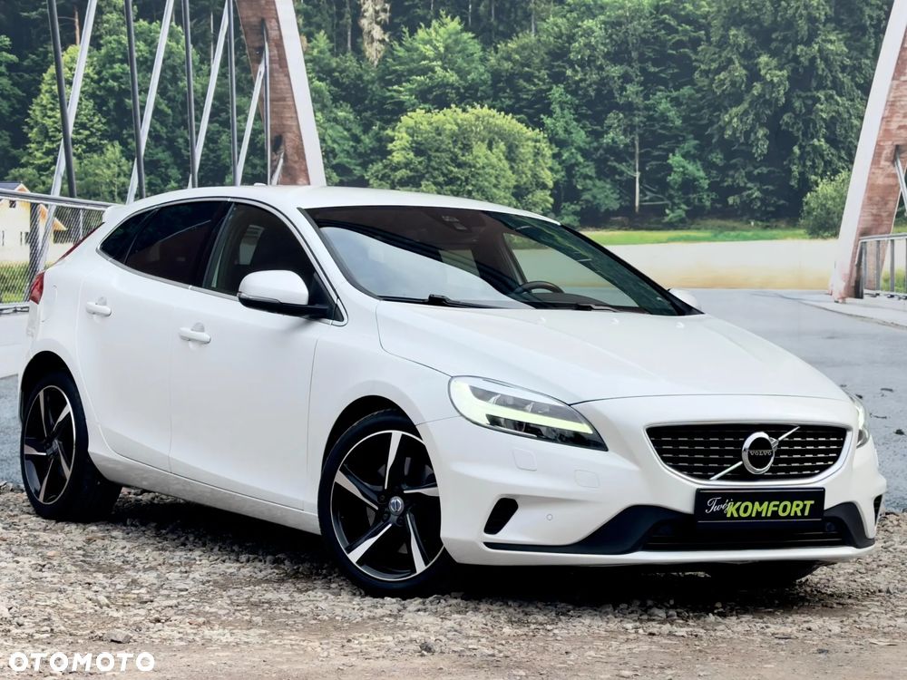 Volvo V40 D3 Geartronic RDesign - 8