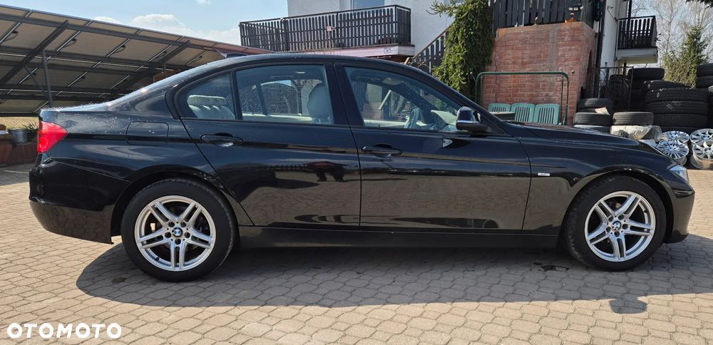 BMW Seria 3 316d Edition Luxury Line Purity - 7