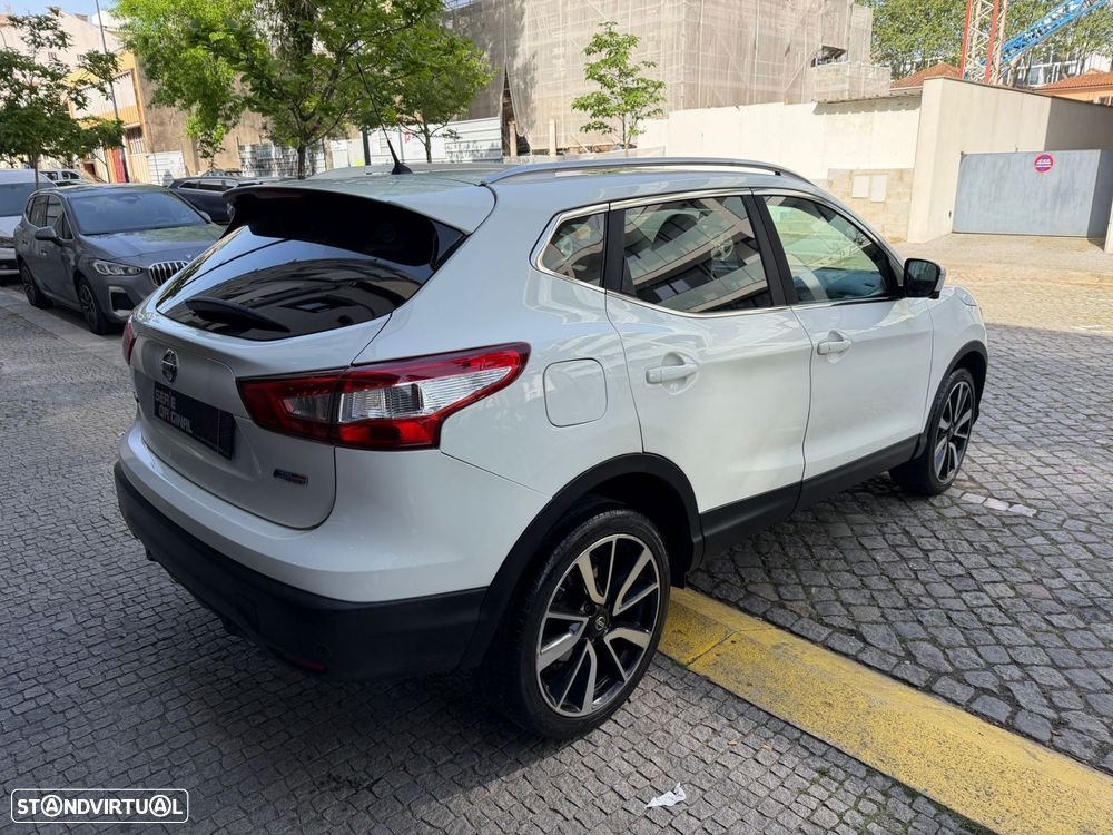 Nissan Qashqai 1.6 dCi Tekna Premium - 6