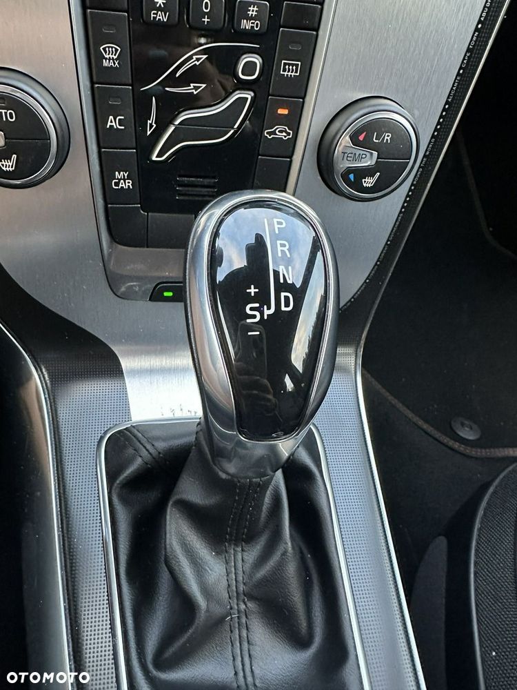 Volvo V40 - 27