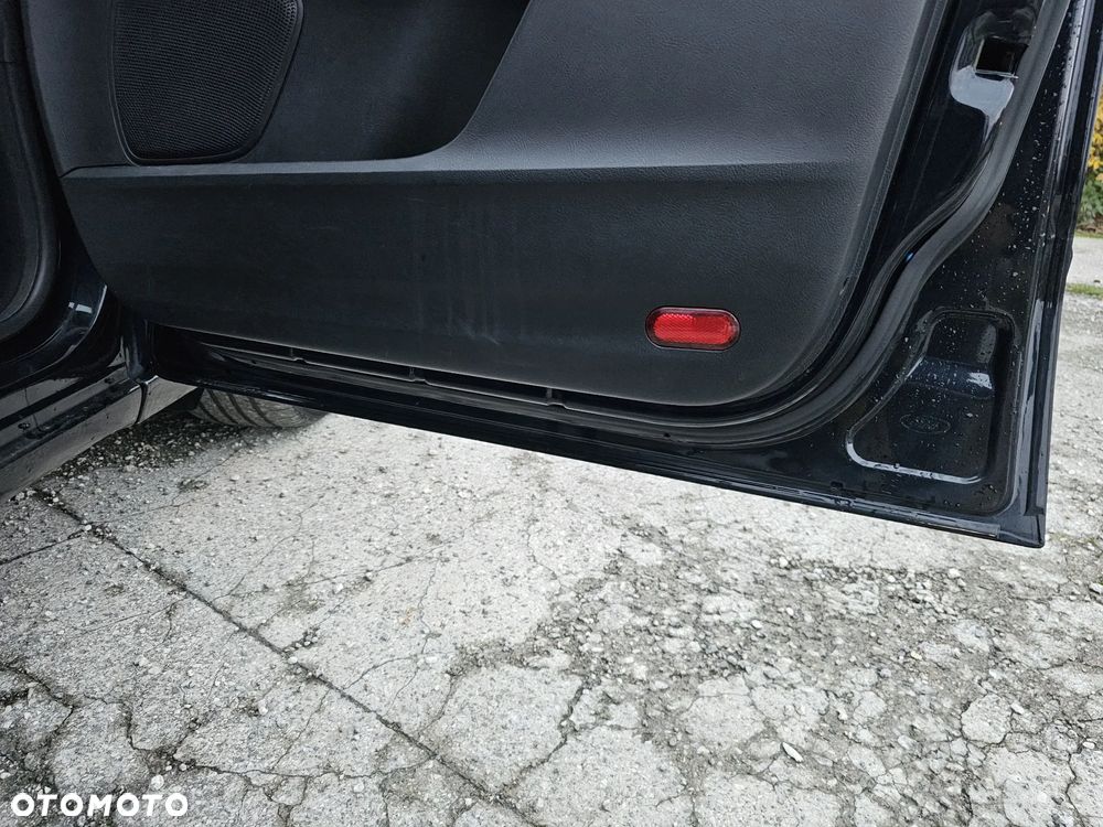 Ford S-Max 2.0 TDCi DPF Titanium - 31