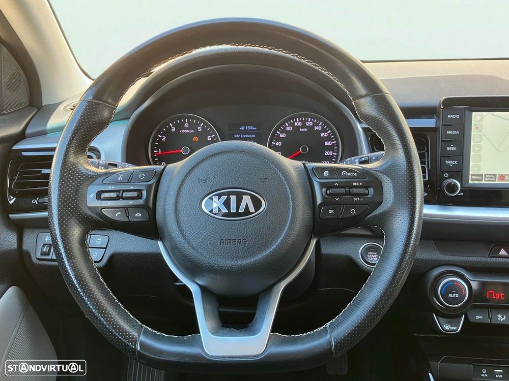 Kia Stonic - 12