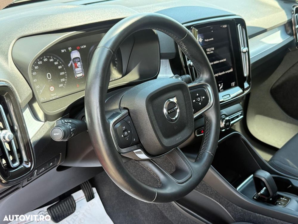 Volvo XC 40 - 8