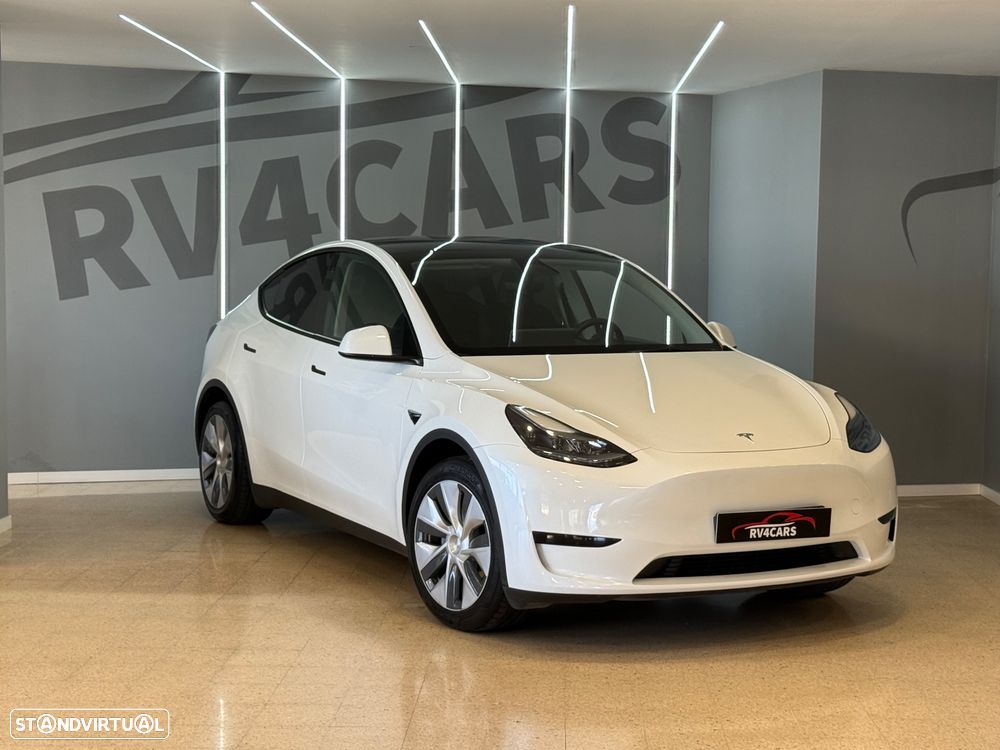 Tesla Model Y Standard RWD - 16
