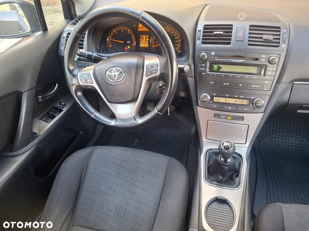 Toyota Avensis 2.0 D-4D Edition - 18