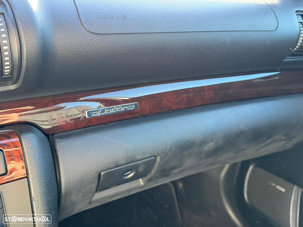 Audi S4 Avant 2.7 V6 quattro - 11