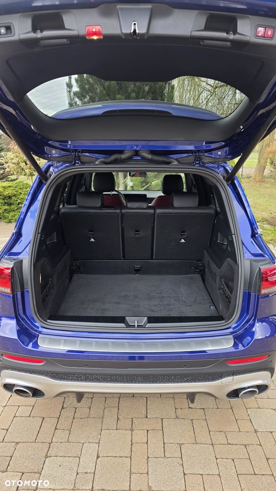 Mercedes-Benz GLB - 14
