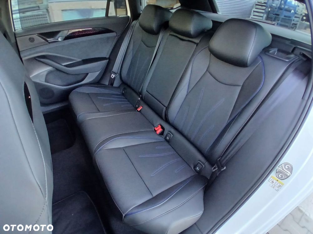Volkswagen Passat Variant - 10