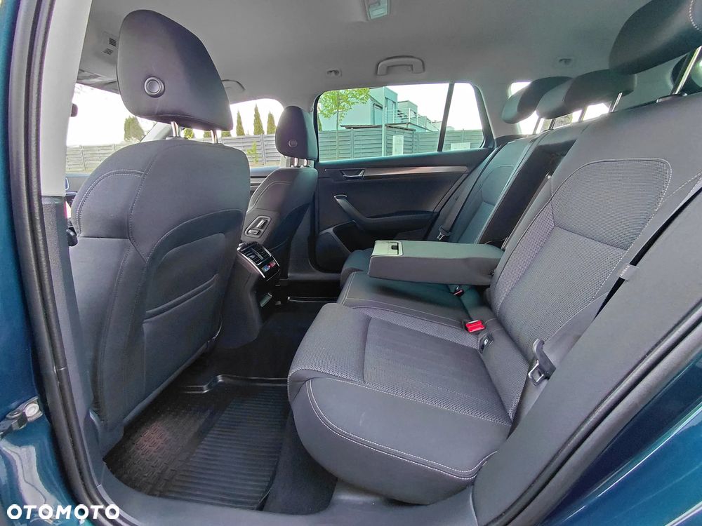 Skoda Superb 1.5 TSI Style DSG - 36