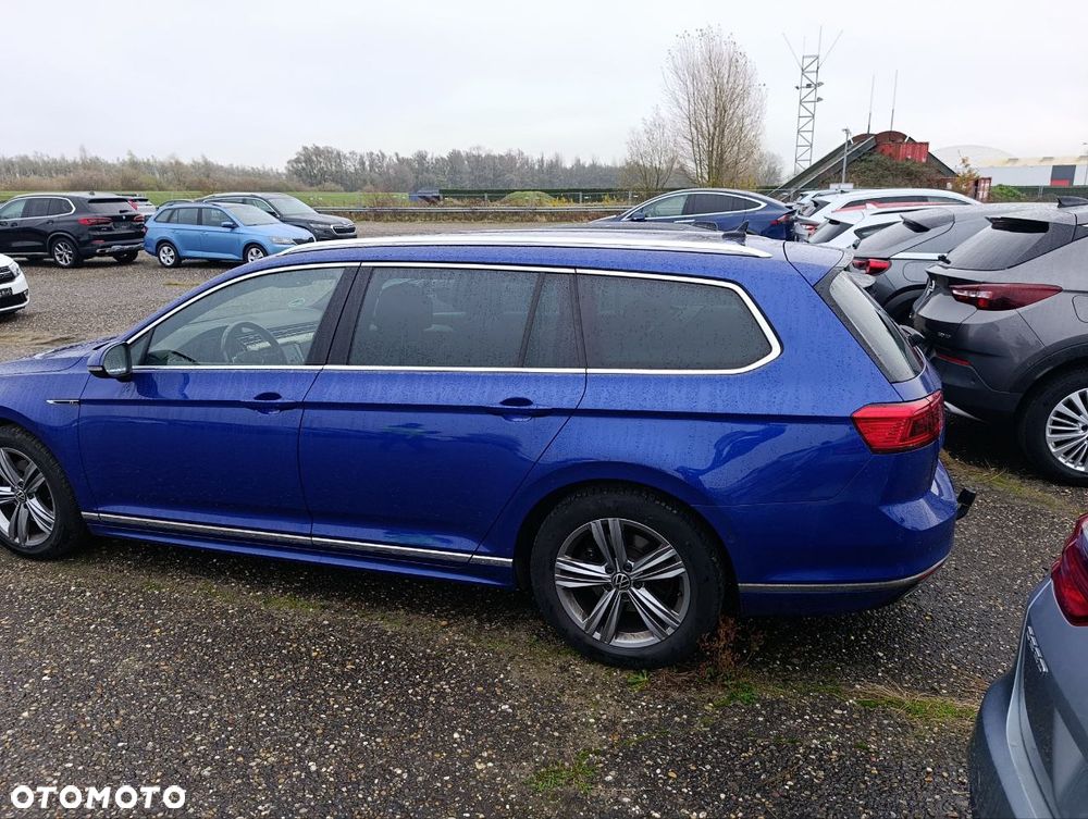 Volkswagen Passat 1.5 TSI OPF DSG Highline - 1