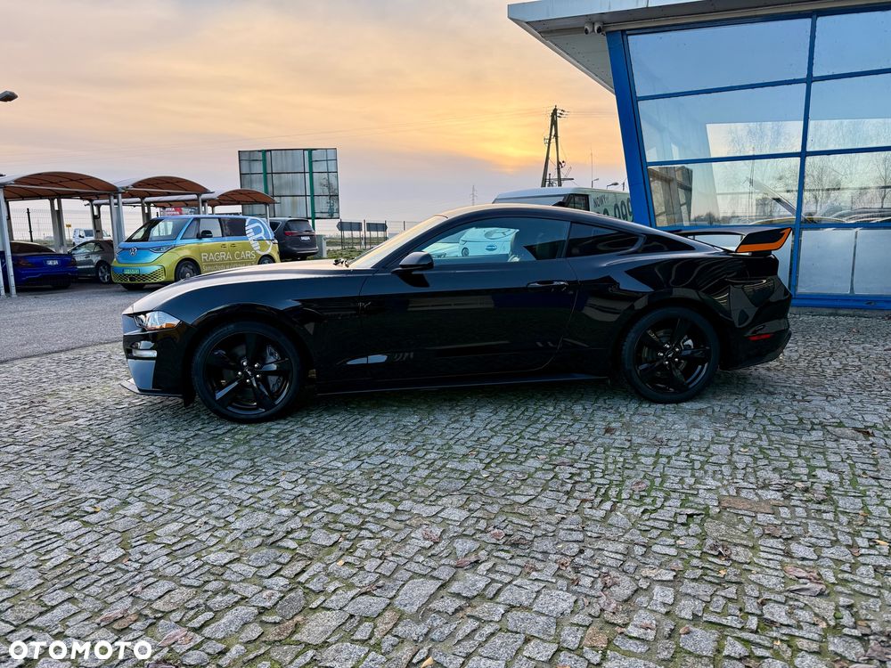 Ford Mustang 5.0 V8 GT - 4