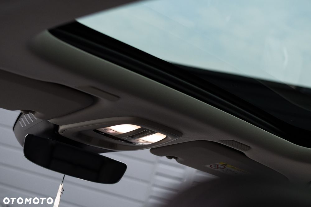 Volvo XC 60 B5 B AWD Plus Dark - 2