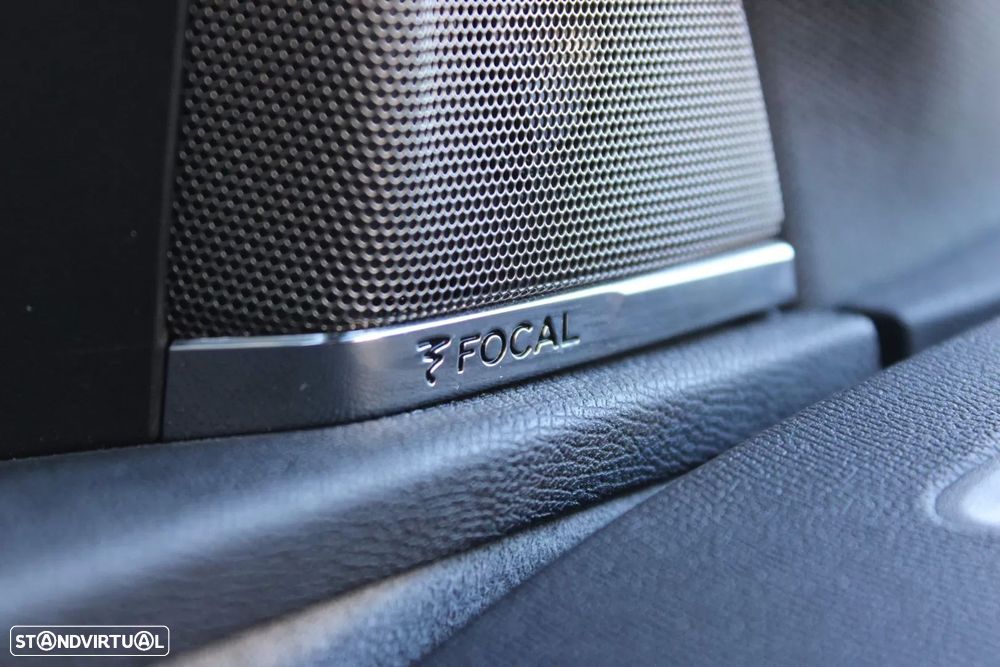 Peugeot 3008 1.6 Hybrid GT Pack e-EAT8 - 22