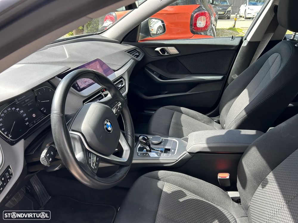 BMW 216 Gran Coupé - 12