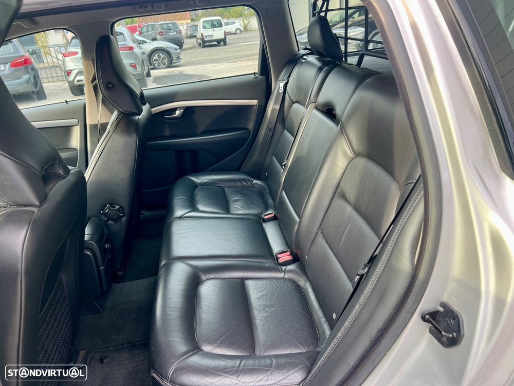 Volvo XC 70 2.4 D Drive Summum - 17