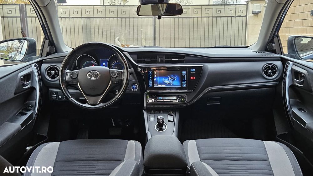 Toyota Auris - 7