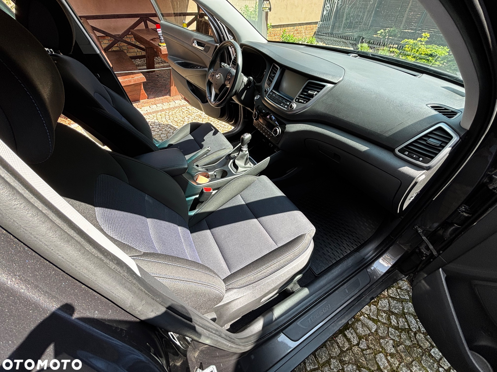 Hyundai Tucson blue 1.7 CRDi 2WD Trend - 27