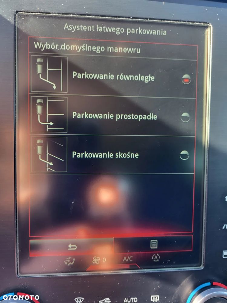 Renault Megane ENERGY TCe 205 EDC GT - 30