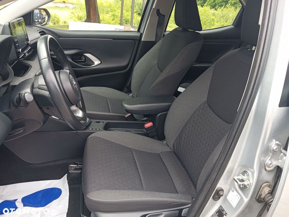 Toyota Yaris Hybrid 1.5 Comfort - 22