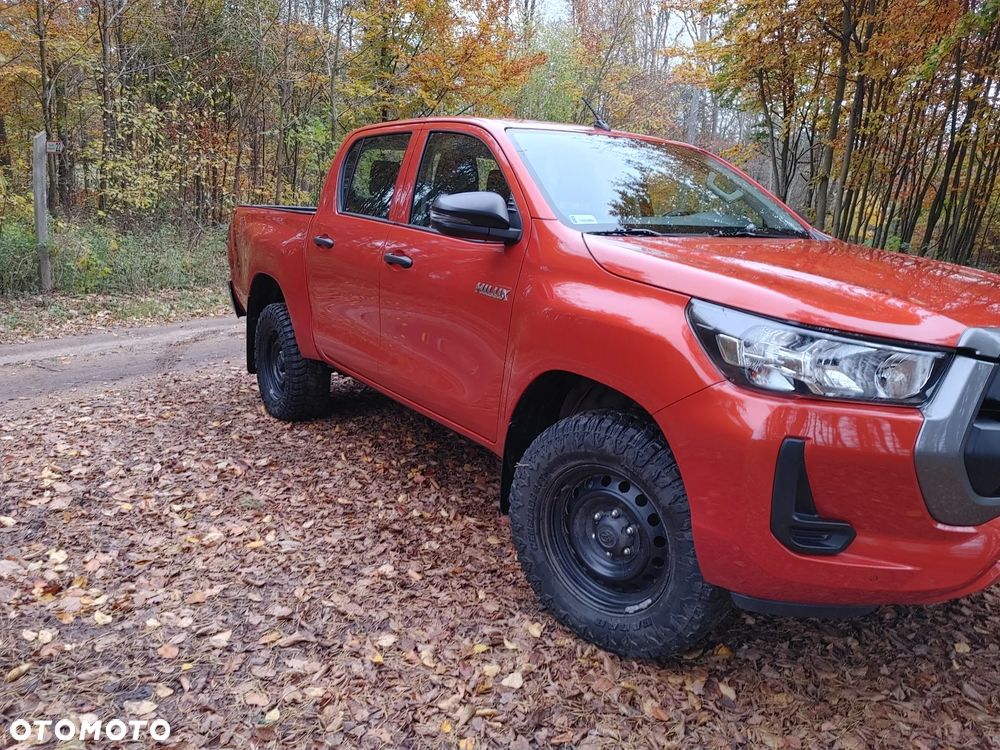 Toyota Hilux 2.4 D-4D Double Cab DLX 4x4 - 5