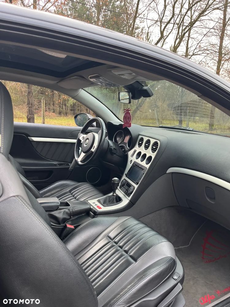 Alfa Romeo Brera 2.4JTDM Sky View - 25