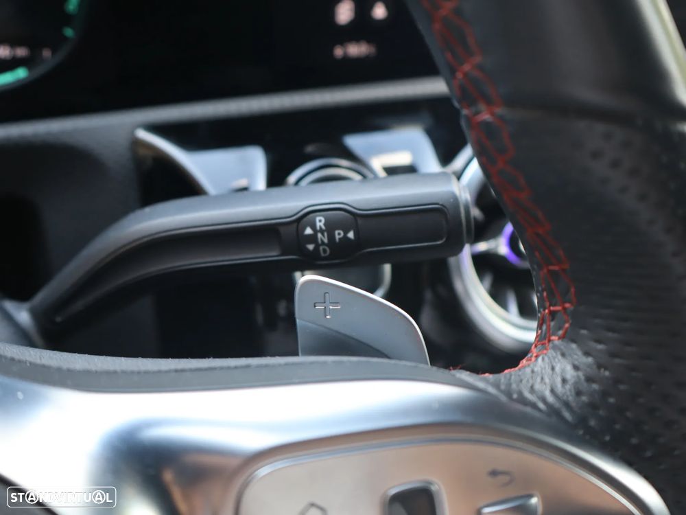 Mercedes-Benz CLA 250 e 8G-DCT AMG Line - 13