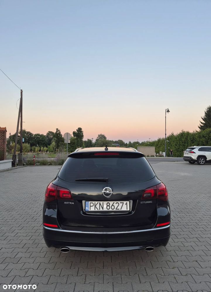 Opel Astra 2.0 BiTurbo CDTI DPF ecoFLEX SportsTourer St - 4