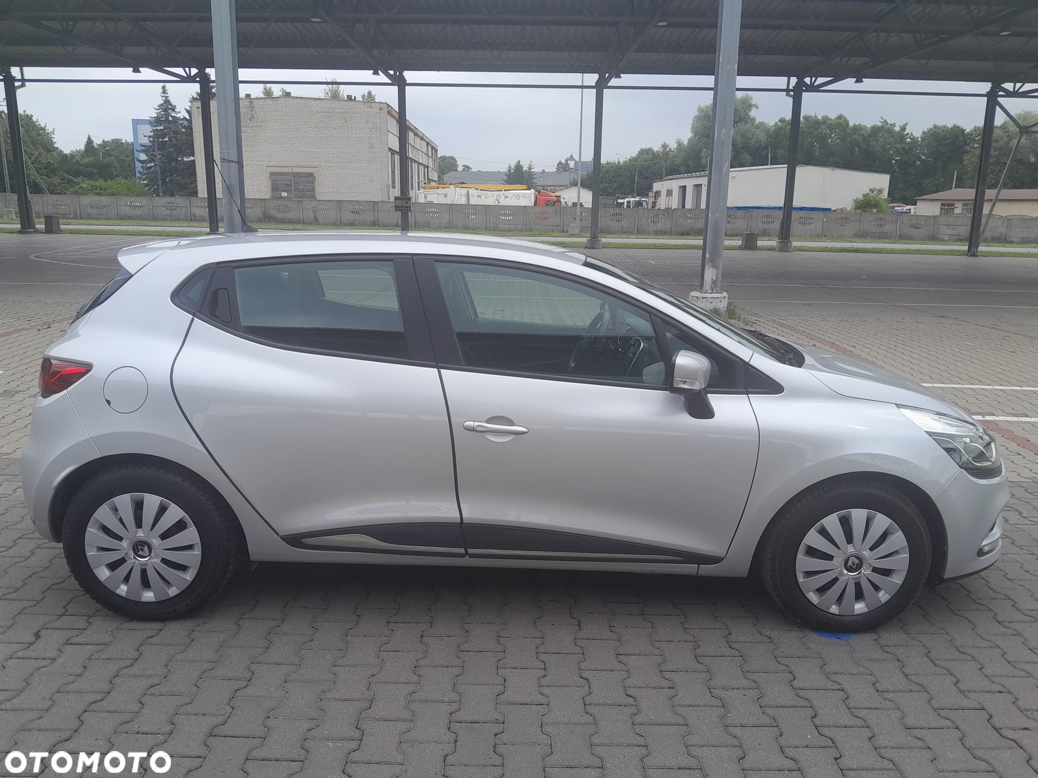 Renault Clio - 7