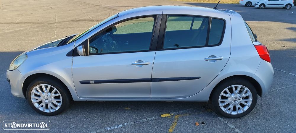 Renault Clio 1.5 dCi Dynamique - 8
