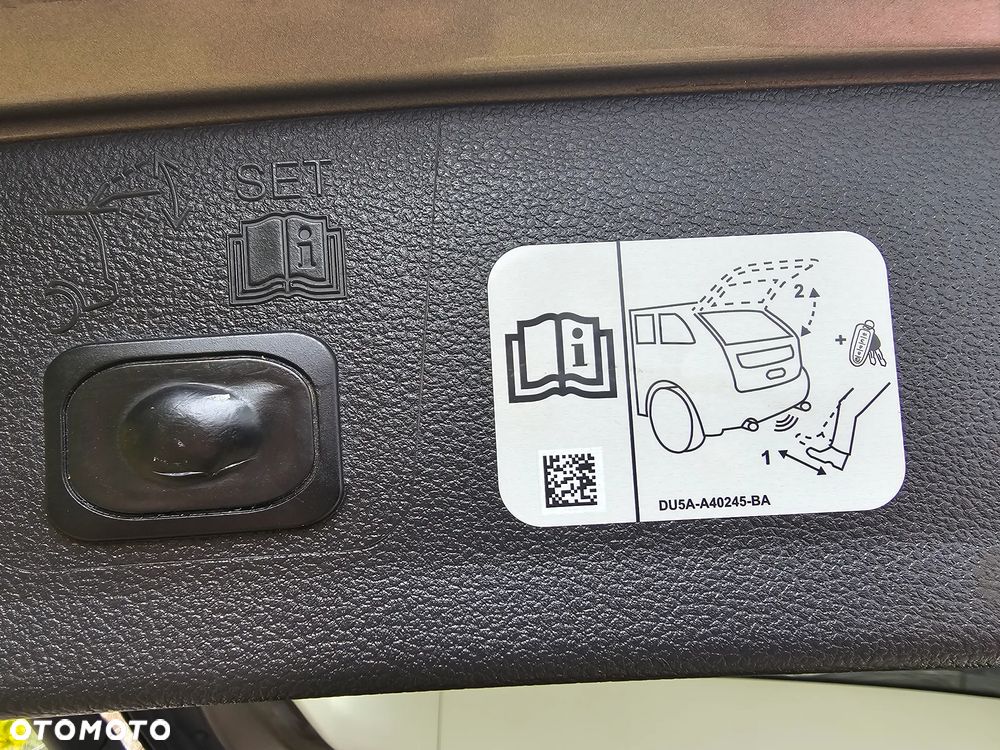 Ford Kuga - 25