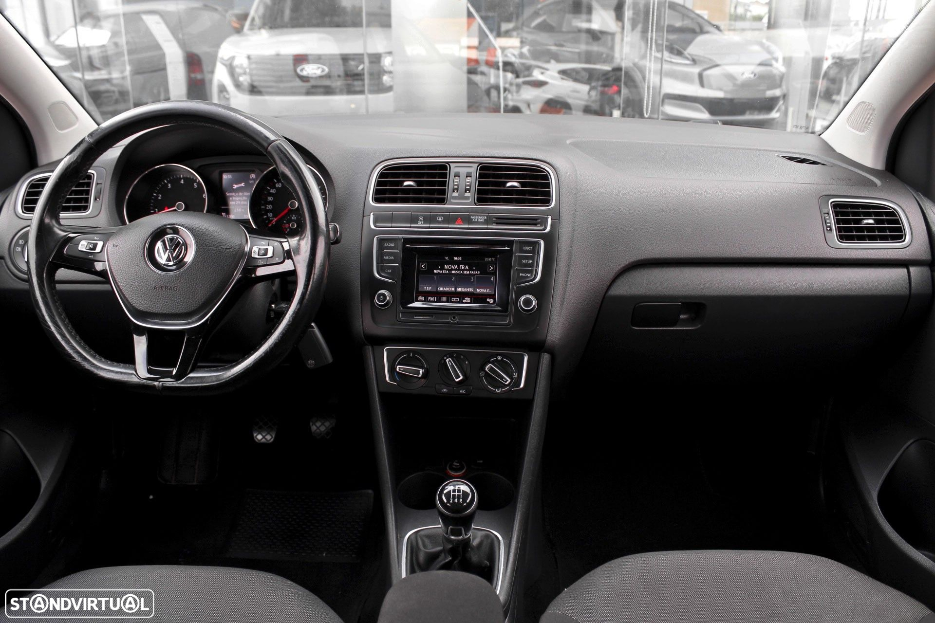 VW Polo 1.0 Confortline - 19