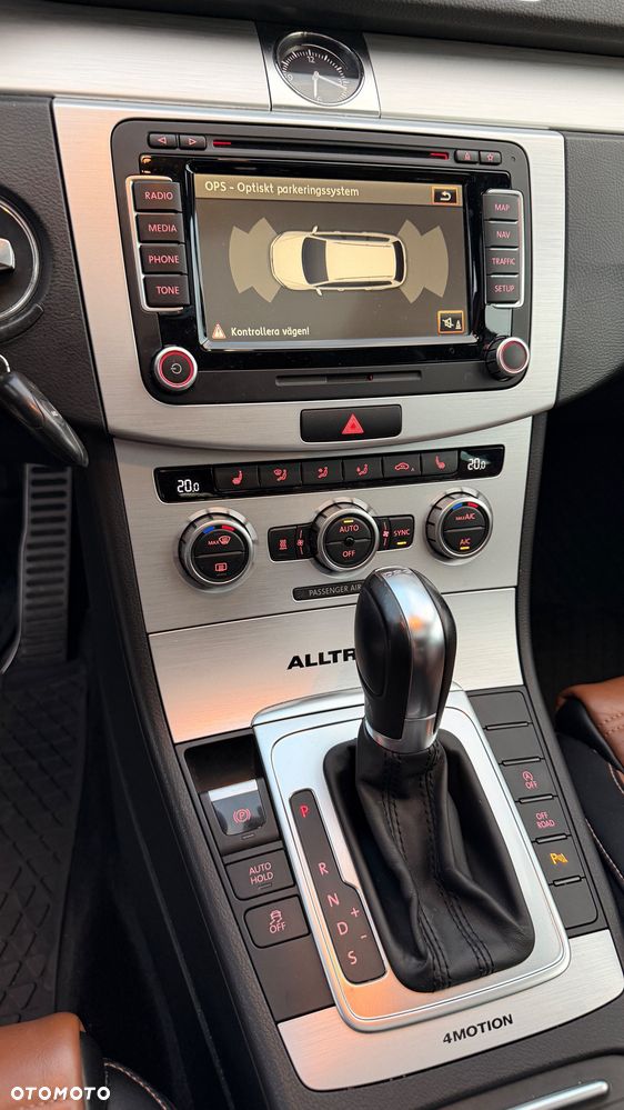 Volkswagen Passat Alltrack - 13